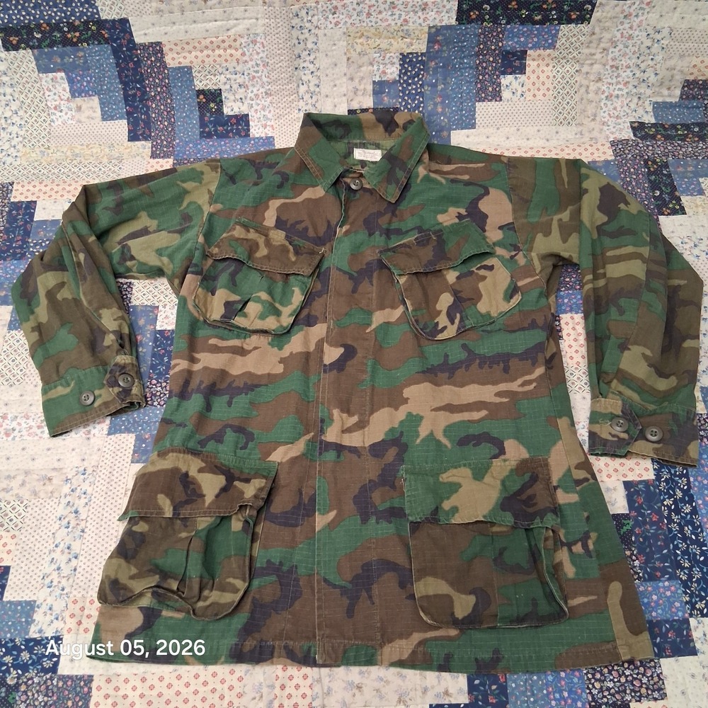 True Vintage 1970 US Military ERDL Camo Jungle Jacket Mens Small Regular Ripstop